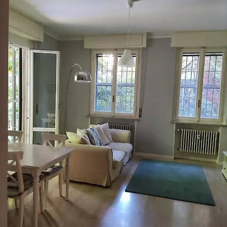 Apartment La Casa Bianca Parma