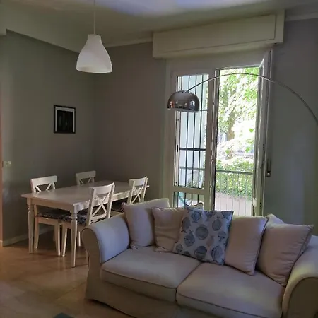 Apartment La Casa Bianca Parma